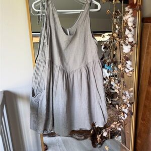 Green Sleeveless Women's mini dress